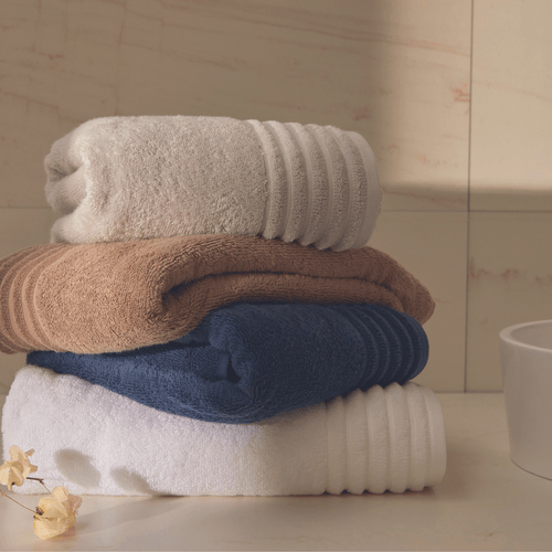 Toalha-de-Banho-Trussardi-Imperiale-Rosatti-60221-Ambientada